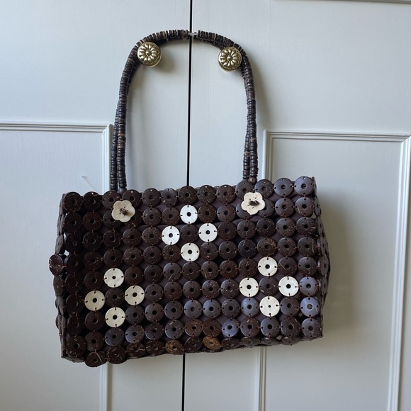 Handmade Coconut Shell Brown Island Fashion Handbag - Picture 2 of 5